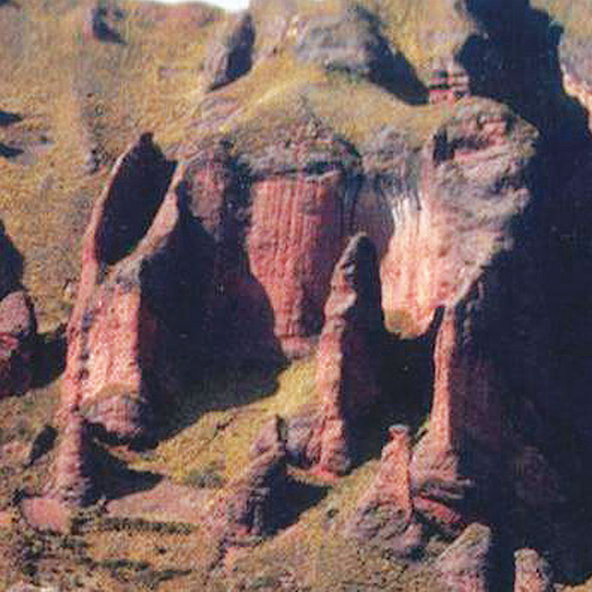 Formaciones Rocosas de Murmuntani