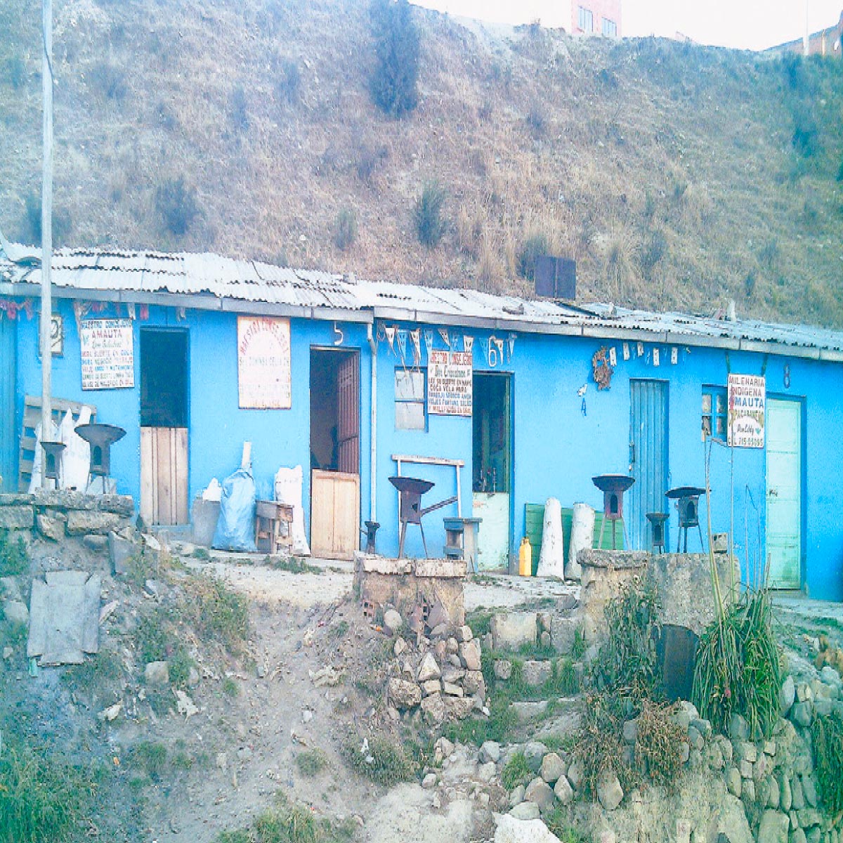 Mercado de Amautas y Yatiris Zona Ballivian