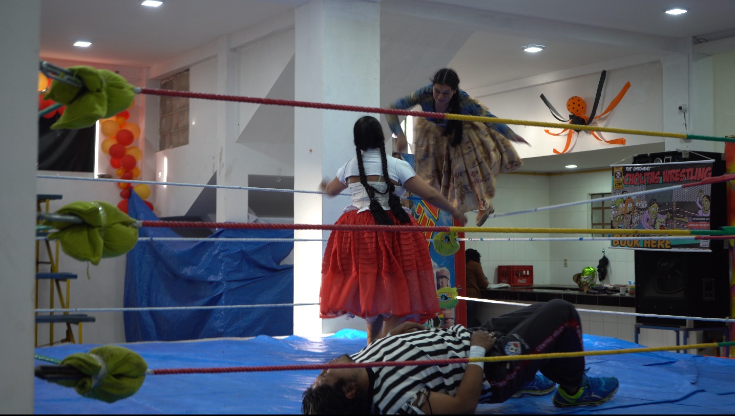 CHOLITAS CACHASCANISTAS - WRESTLING